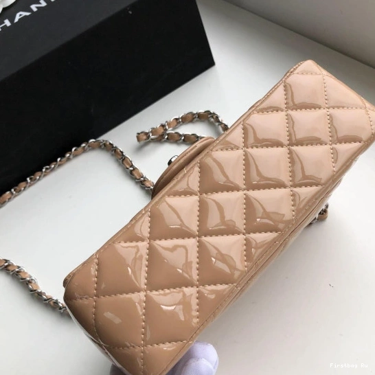 First Bag Ru FLAP CHANEL BAG 20CM 0813